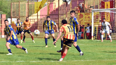 Sarmiento completó la fase con una derrota