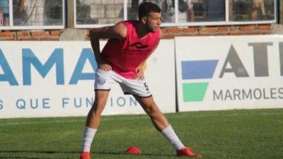 Fernández o Barbieri, la duda de For Ever para visitar a Talleres
