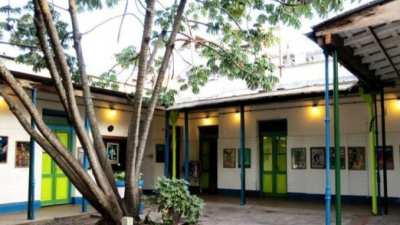 Se viene "pianeada" en la casa cecualera