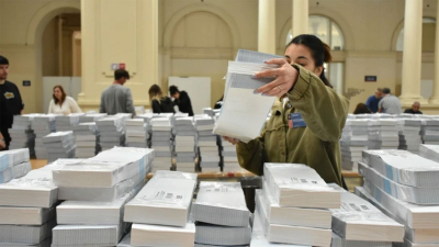 La Justicia rechazó la reimpresión de boletas de La Libertad Avanza