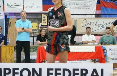 Victoria Carrocino, descollante en la consagración de Hércules de Charata