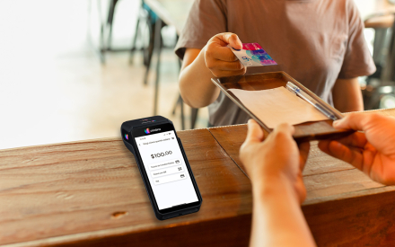 Mockup Uni Smart Pos 4.jpg