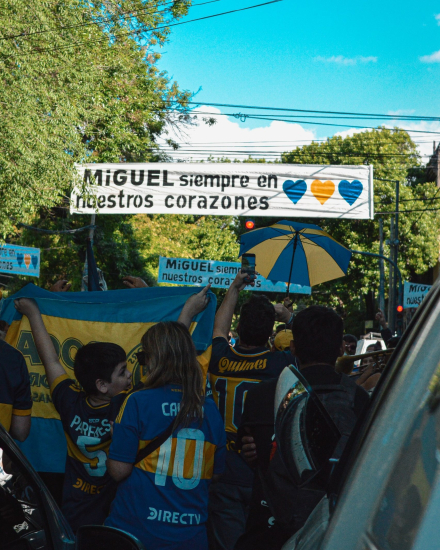 Russo homenaje 1.jpg