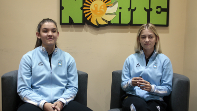 Lola y Cande, la juventud chaqueña que brilla en el squash internacional