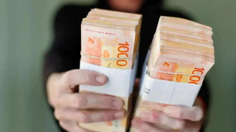 Los salarios quedaron por encima de la inflación en octubre: el índice subió 2,5%