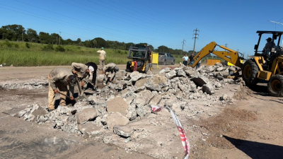 Continúan los trabajos sobre la avenida Soberanía Nacional y en el Parque 2 de Febrero