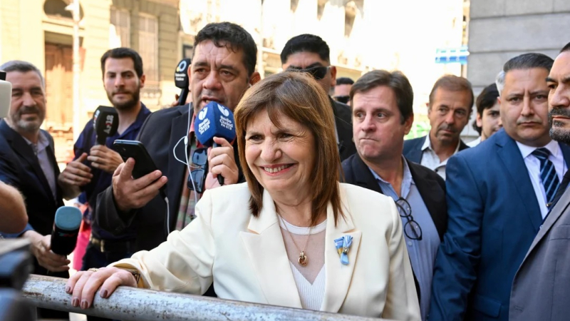 Bullrich insistió con la liberación de Nahuel Gallo y Giuliani, tras el anuncio de los presos políticos