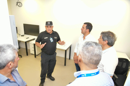 EBER SOLIS EN AEROPUERTO-1.jpg