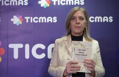 "Viajamos para perdernos y viajamos para encontrarnos"