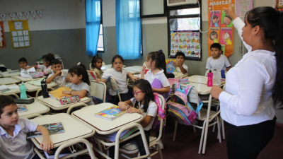 Por la caída en la natalidad, las aulas en el Chaco tendrán 21 % menos de alumnos en 2030