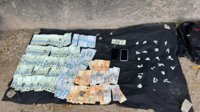 Se resistió al arresto, lo redujeron y le incautaron 101 "bochitas" de cocaína