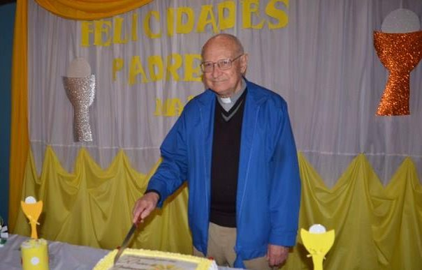 Padre Tkachuk.jpg
