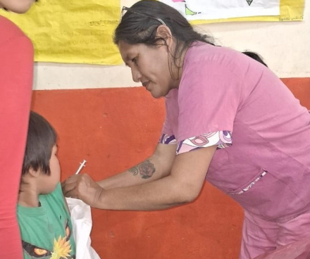 A días del inicio de clases recuerdan completar el carnet de vacunación de niñas y niños en edad escolar (1).jpg