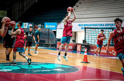 Villa va por el triunfo que lo acerque a los octavos de final