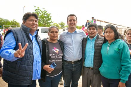 EBER SOLIS EN ING JUAREZ3.jpg