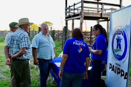 Reuniones organizativas previas a la Feria Ganadera Paippera en Laguna Blanca (4).jpg