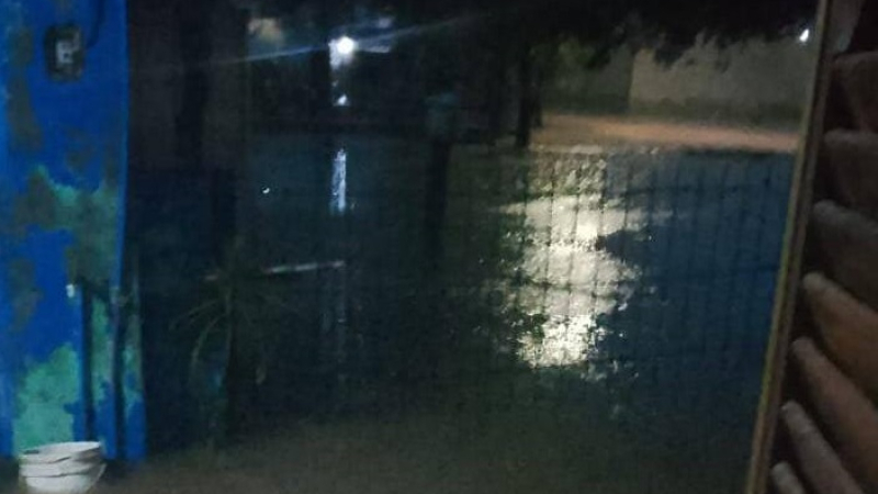 Castelli bajo el agua: más de 230 milímetros, barrios anegados y familias en alerta