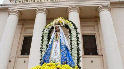 Histórico: La Virgen de Itatí une a Corrientes, Chaco y Buenos Aires en una peregrinación sin precedentes