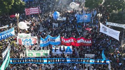 Masivo reclamo universitario contra el Gobierno