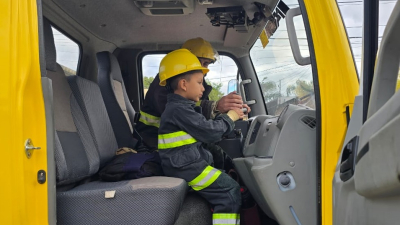 Valentino soñaba con festejar junto a los bomberos y tuvo un cumpleaños inolvidable