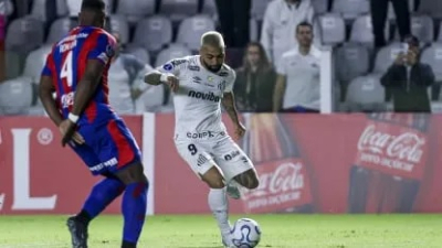 San Lorenzo rescató un valioso empate ante Santos y encamina su clasificación