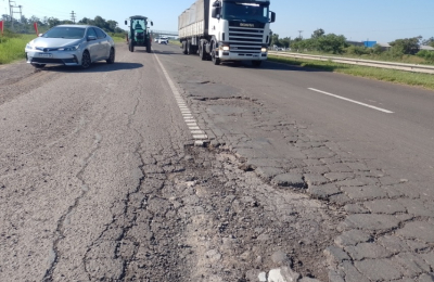Las obras de bacheo de la autovía de ruta 16 están cada vez más cerca
