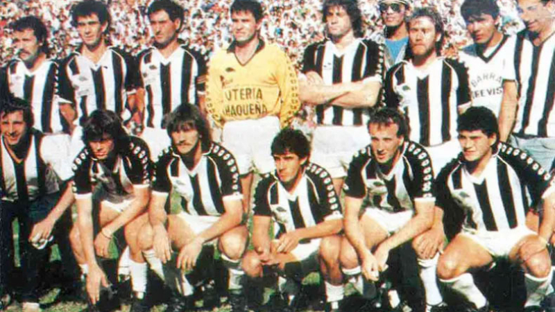 El "Negro" y su página más gloriosa hace ya 37 años