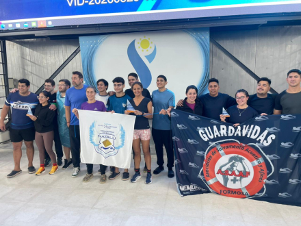 el primer encuentro de Postas Formoseñas en la piscina olímpica