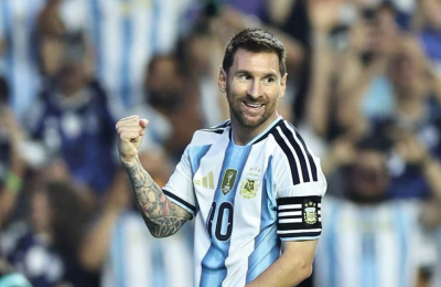 Argentina festejó por partida doble: ganó y Messi se mostró intacto