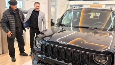 Fue a hacer un trabajo de plomería y ganó una Jeep Renegade 0 km