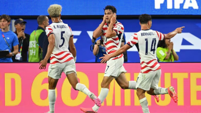 Estados Unidos goleó a Paraguay en el debut
