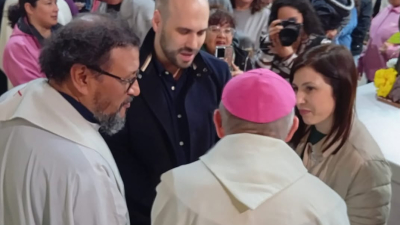 Fe, devoción y súplicas ante San Antonio de Padua