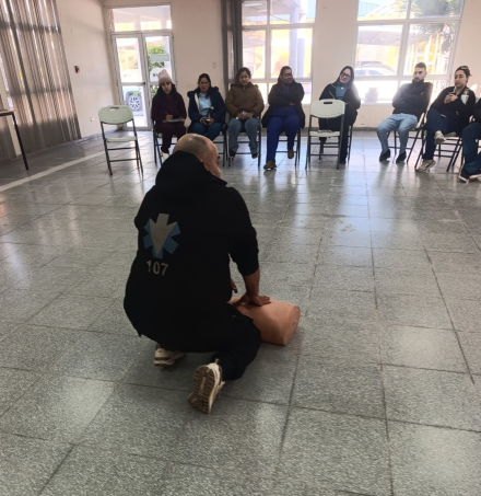 Capacitación RCP a residentes de salud mental (8)