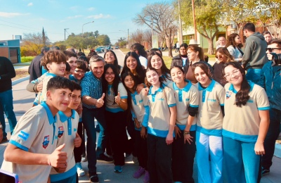 Zdero inauguró cuadras de pavimento en el 105 aniversario de Las Breñas