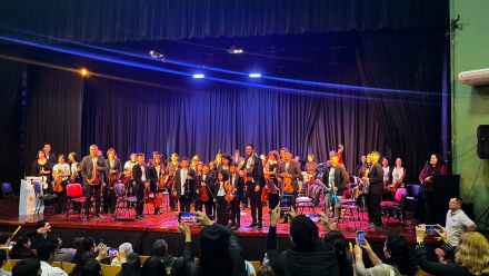 emotivo concierto _Raíces que suenan_ en el Teatro de la Ciudad