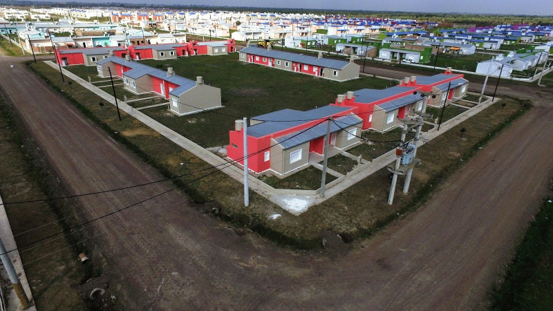 El Gobierno de Formosa sostiene la obra pública y termina viviendas