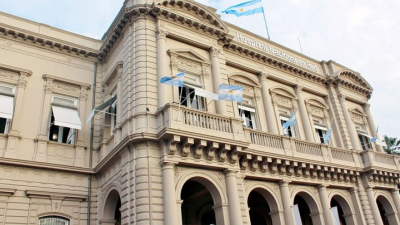 Los hospitales nacionales cobrarán las prestaciones médicas a extranjeros no residentes