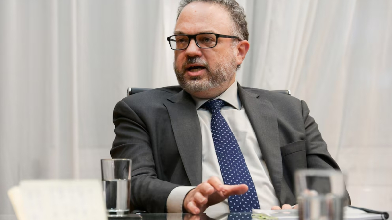 La situación del país "no va a mejorar si no hay un cambio de rumbo"