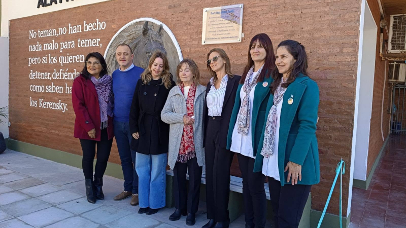 La escuela primaria N° 195 de Las Breñas rindió homenaje a Omar Zenoff