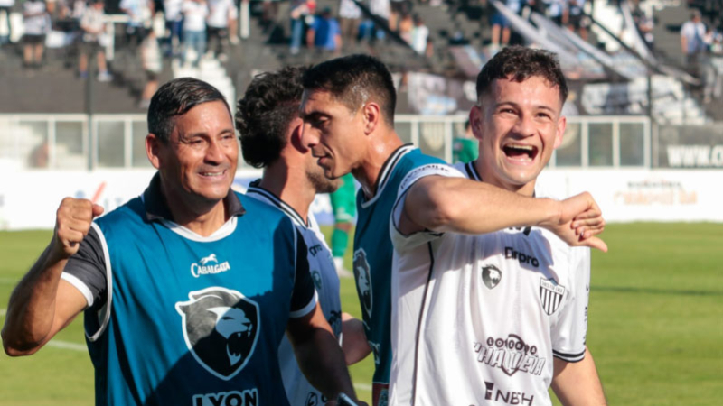 For Ever: Cravero analiza si toca el equipo para recibir a Estudiantes