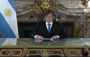 Milei anunció la construcción de una base naval en Tierra del Fuego y sanciones a petroleras que operen en Malvinas