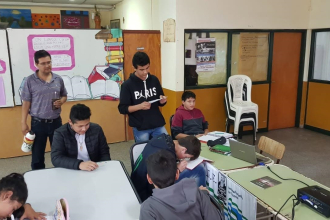 Bodas de plata y homenaje a los bibliotecarios en su día