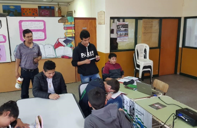 Bodas de plata y homenaje a los bibliotecarios en su día