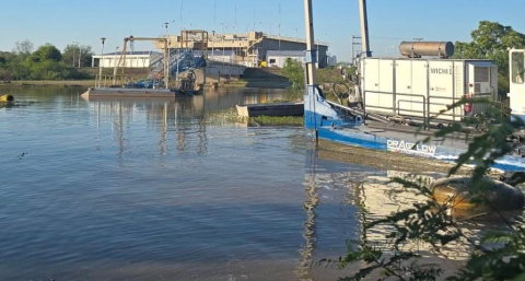 Sameep draga y refuerza la toma de agua de El Pintado para cuidar el servicio de agua potable en El Impenetrable