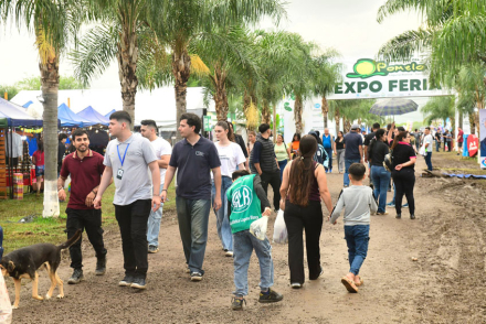 Fiesta-Nacional-del-Pomelo