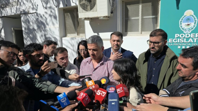 Ante el silencio oficialista, el PJ presentó el proyecto para unificar las elecciones
