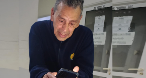 Tiene 61 años subió al auto con su perra y no saben nada más de él