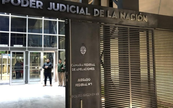 Procesan a militares y policías por la desaparición de tres militantes políticos en 1976
