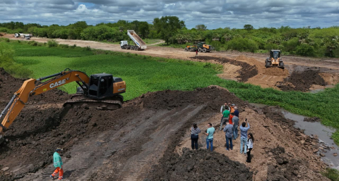 El Paraná superó los 6,50 metros y Resistencia refuerza las defensas en la zona sur