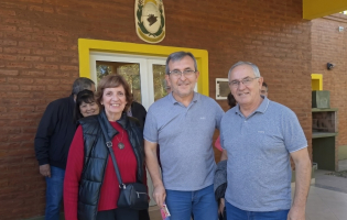 Jubilados Solidarios celebraron el Día de la Madre en Colonia Benítez